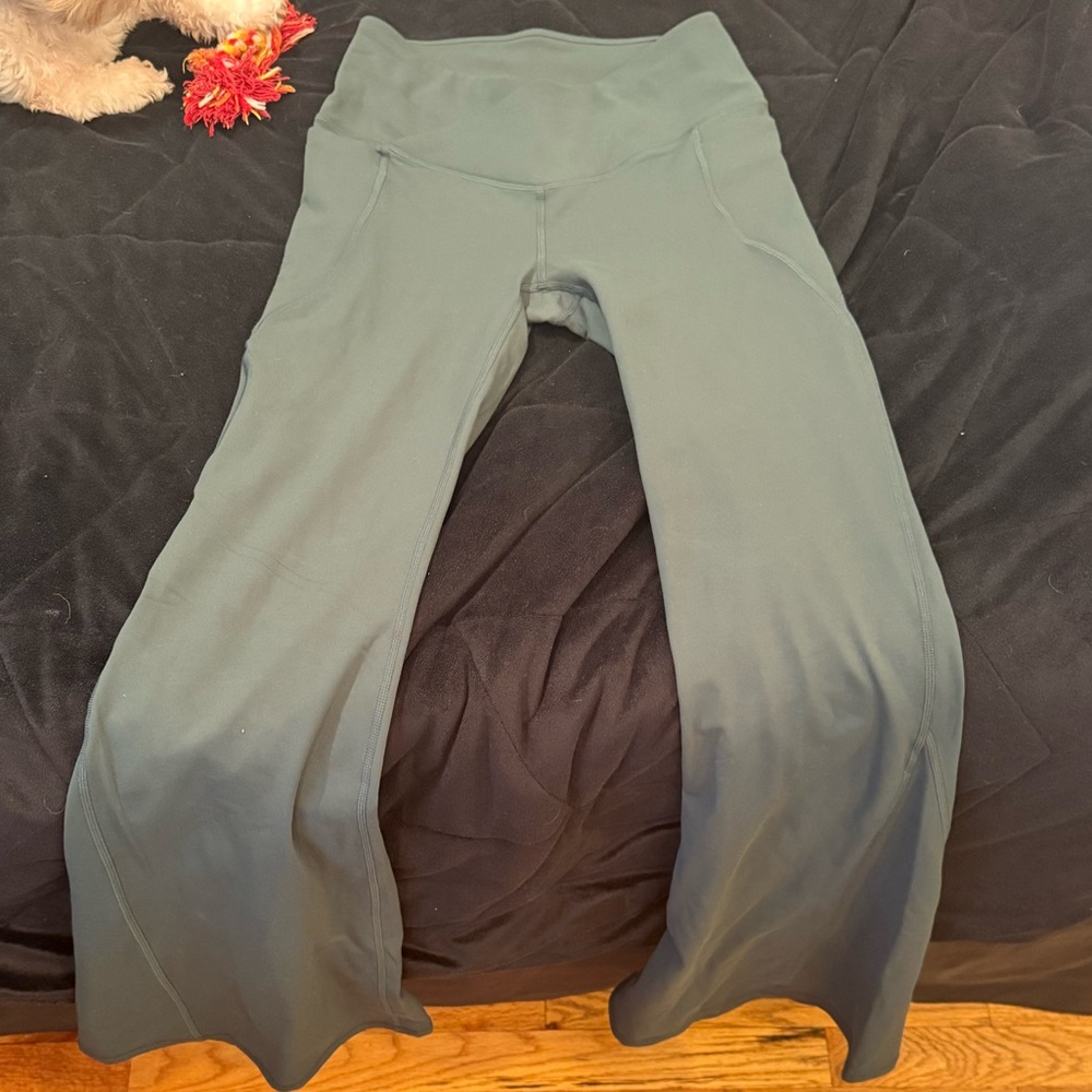 Fabletics Women's Flare Legging in Green